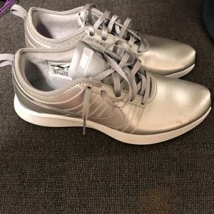 Nike’s Women’s Size 8.5
